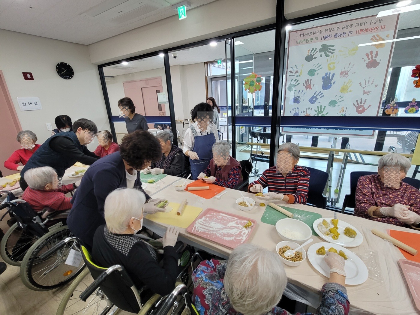 20260213 설맞이 만두만들기2.jpg